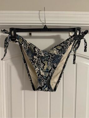 Shade & Shore Snake Print Tie-Side Bikini Bottoms in Navy, Black & Cream